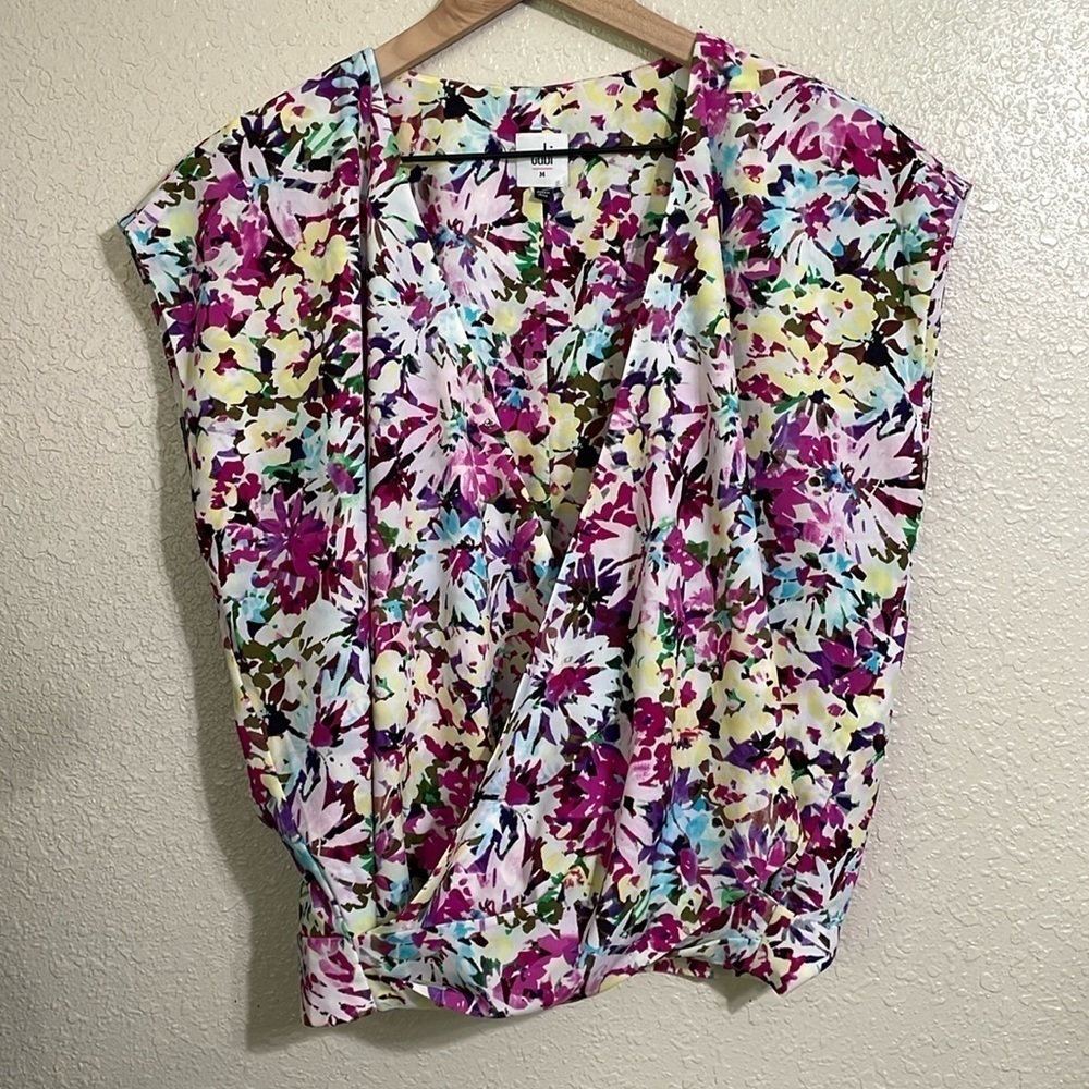 Cabi floral print sleeveless wrap top